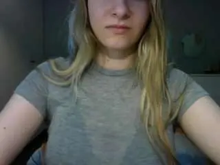 Camsoda Free Porn Cam of rosiejune