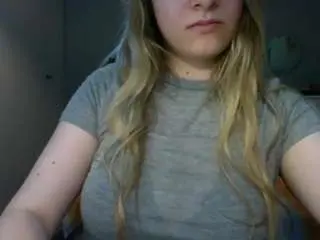 Camsoda Watch Live Sex Cams of rosiejune