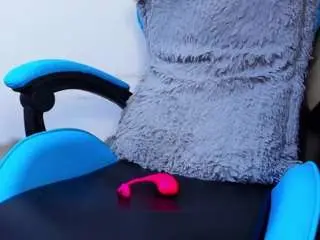 Camsoda Adult Webcam of klylls-squirt