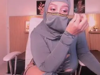 Camsoda Nude Webcam of cloe-adams