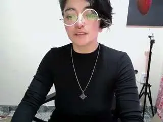 Camsoda Best live sex cam show of cameliasaenz