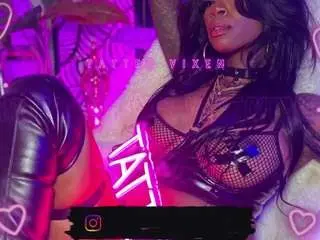 Camsoda Adult Webcam of iamtattedqueen