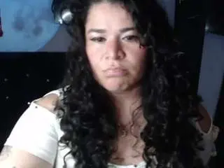 Camsoda Private Sex Chat of angelique-klane