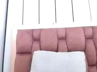 Camsoda Sex Cam of ariana-pearl
