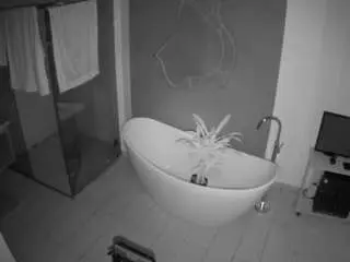 Camsoda Sex Cam of voyeurcam-casa-salsa-bathroom-5
