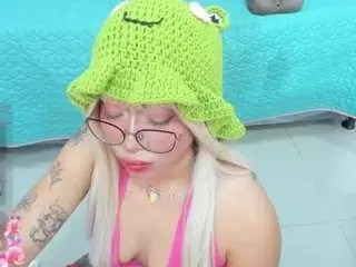 Camsoda Adult Webcams of safiro-agata