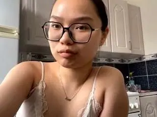 Camsoda Sex Cam of adriannabienkowski
