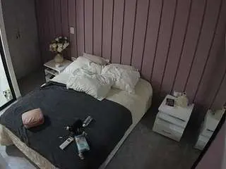 Camsoda Nude Webcam of voyeurcam-casa-salsa-bedroom-7