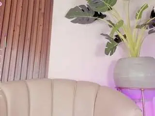 Camsoda Sex Cam of kenay-fox