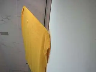 Camsoda Live Sex Cam of voyeurcam-casa-salsa-bathroom-7