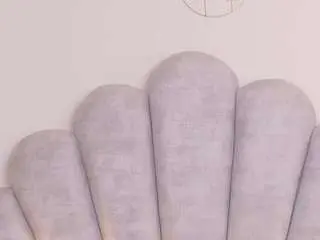 Camsoda Watch Live Sex Cams of emmaconti2