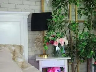 Camsoda Watch Live Sex Cams of emillybronte