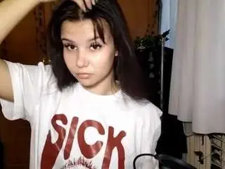 Camsoda Free Porn Cam of adrianbracken