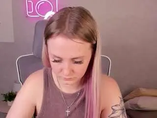 Camsoda Sex Cam of elsa-roberts