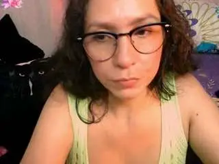 Camsoda Nude Webcam of naih-reyes
