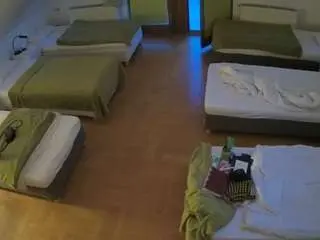 Camsoda Sex Chat of voyeurcam-julmodels-bed-6