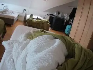 Camsoda Free Live Porn of voyeurcam-julmodels-bed-1