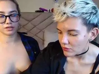 Camsoda Nude Webcam of noahandgaia