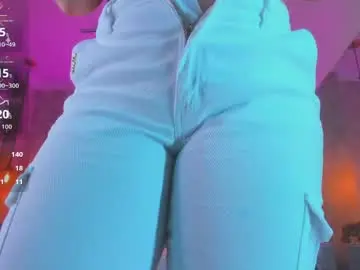 Chaturbate Live Porn of shantalll__