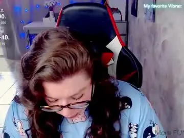 Chaturbate Adult Webcam of ginger_grayy