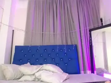 Chaturbate Nude Webcam of neighbor_ebony