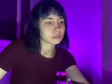 Chaturbate Live Sex Cam of shumahdi