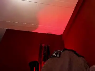 Chaturbate Live Sex Cam of manuevans10