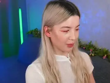 Chaturbate Live Sex of lindathackerr