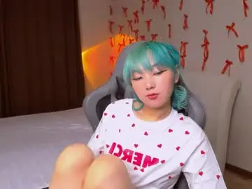 Chaturbate Nude Webcam of milla_waves