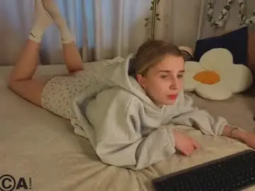 Chaturbate Live Sex Cam of lina_reeds