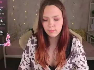 Chaturbate Live Sex Cam of monica__queen