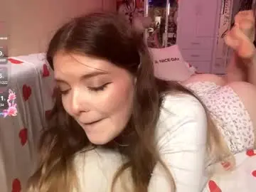 Chaturbate Sex Chat of lily__moon_