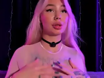 Chaturbate Watch Live Sex Cams of eva_re