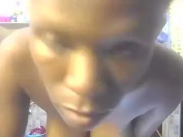 Chaturbate Live Porn of hotsassyqueen219667