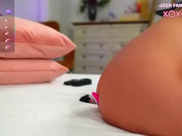 Chaturbate Nude Webcam of classybarby__
