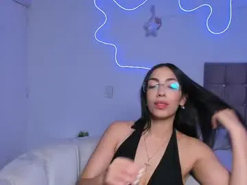 Chaturbate Live Sex Cam of alaia_alegria