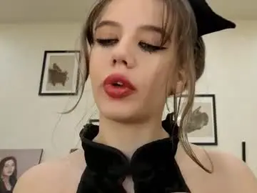 Chaturbate Live Sex Cam of jenie_fire