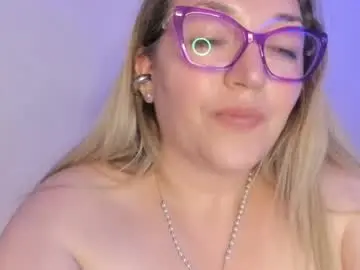 Chaturbate Live Sex of naty__mature_