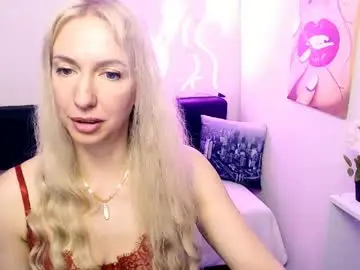 Chaturbate Free Porn Cam of cute_smile_shy