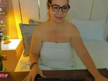 Chaturbate Live Sex of gisela27