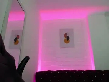 Chaturbate Best live sex cam show of ayliinn_