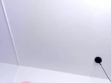 Chaturbate Live Sex Cam of halie728