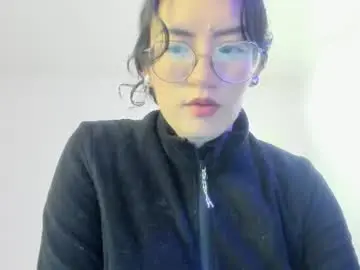 Chaturbate Live Sex Cam of violeta_diazz