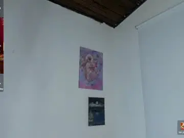 Chaturbate Watch Live Sex Cams of ale_alejandra