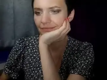 Chaturbate Live Porn of hotmamaqueen234