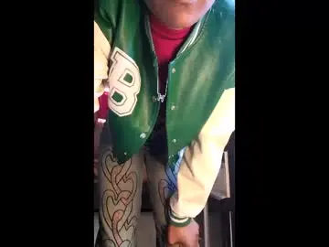 Chaturbate Sex Cam of petite_loverr