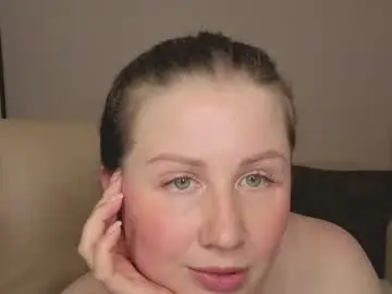Chaturbate Live Sex Cam of helens_lov