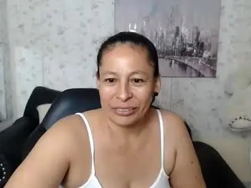 Chaturbate Nude Webcam of mature_martina_