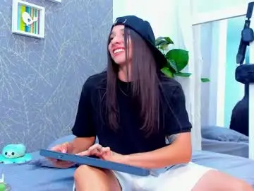 Chaturbate Live Sex of viictoriiasaenz