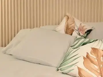 Chaturbate Live Porn of daiana_curly